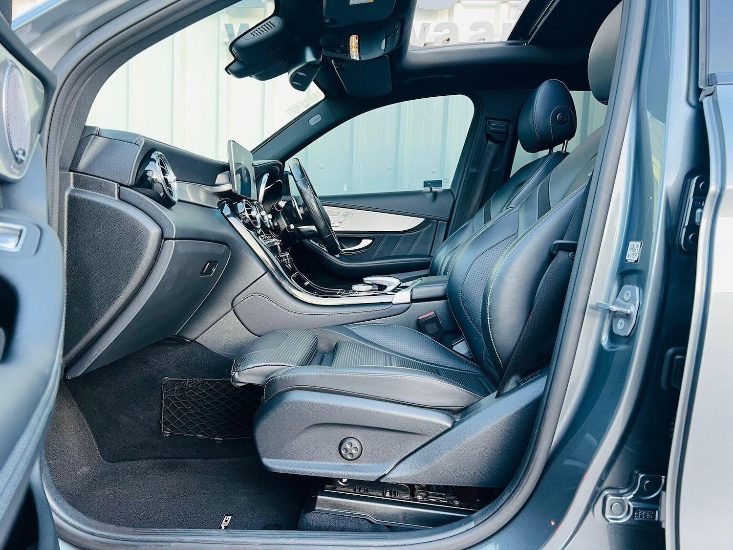 Used Mercedes-Benz GLC 2019 for sale - 76624438: Photo 38