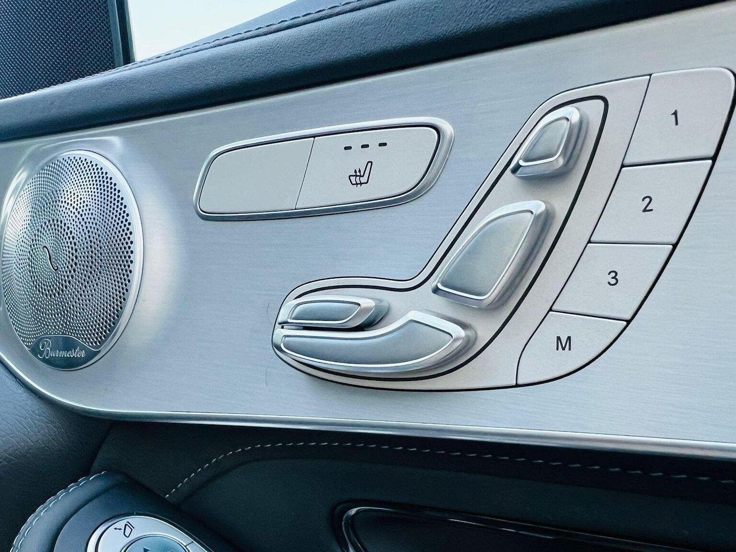 Used Mercedes-Benz GLC 2019 for sale - 76624438: Photo 56