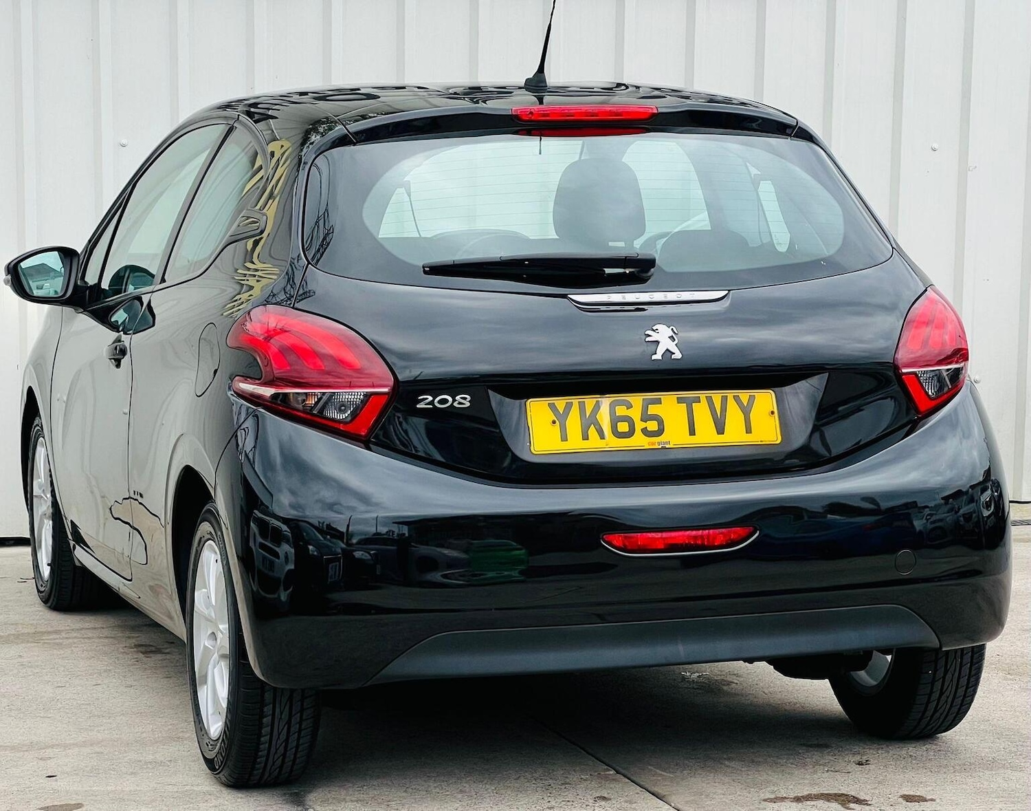 Used Peugeot 208 2015 for sale - 76293143: Photo 16