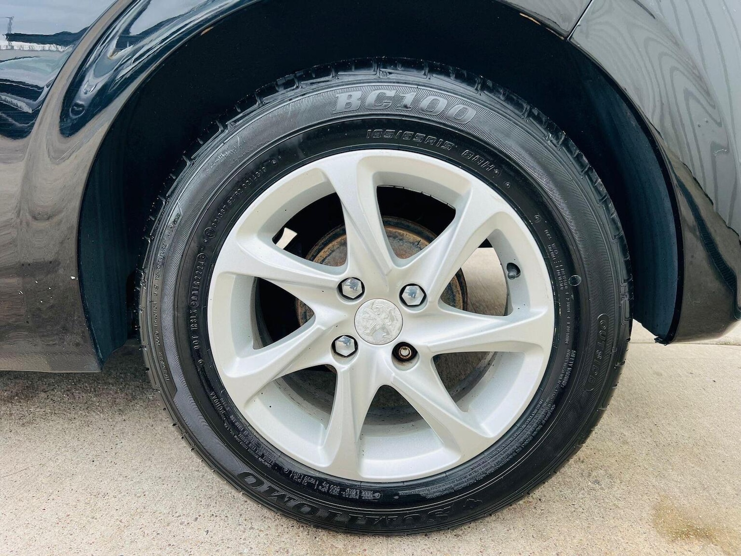 Used Peugeot 208 2015 for sale - 76293143: Photo 20