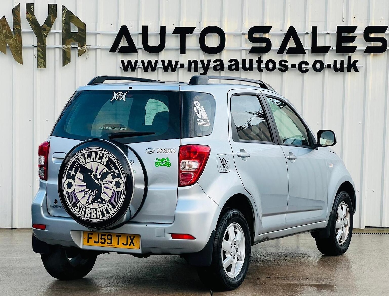 Used Daihatsu Terios 2010 for sale - 77342677: Photo 3