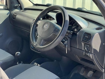 Used Vauxhall Combo 2010 for sale - 76115606: Photo