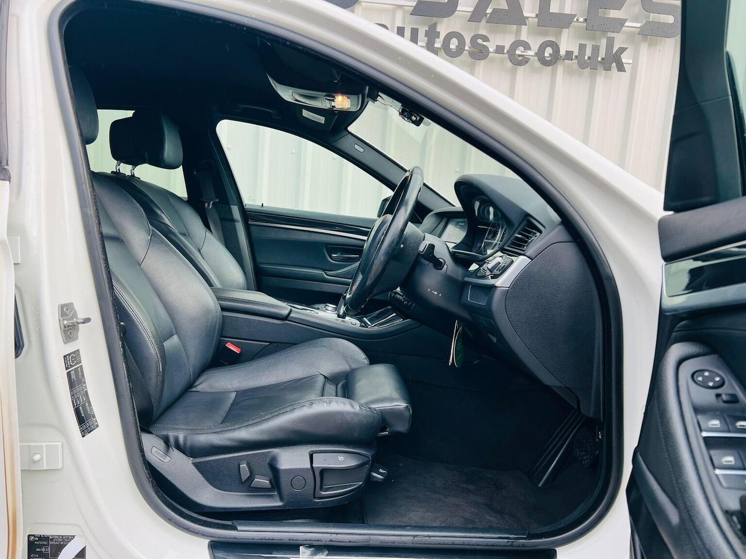 Used BMW 5 Series 2010 for sale - 76817514: Photo 29