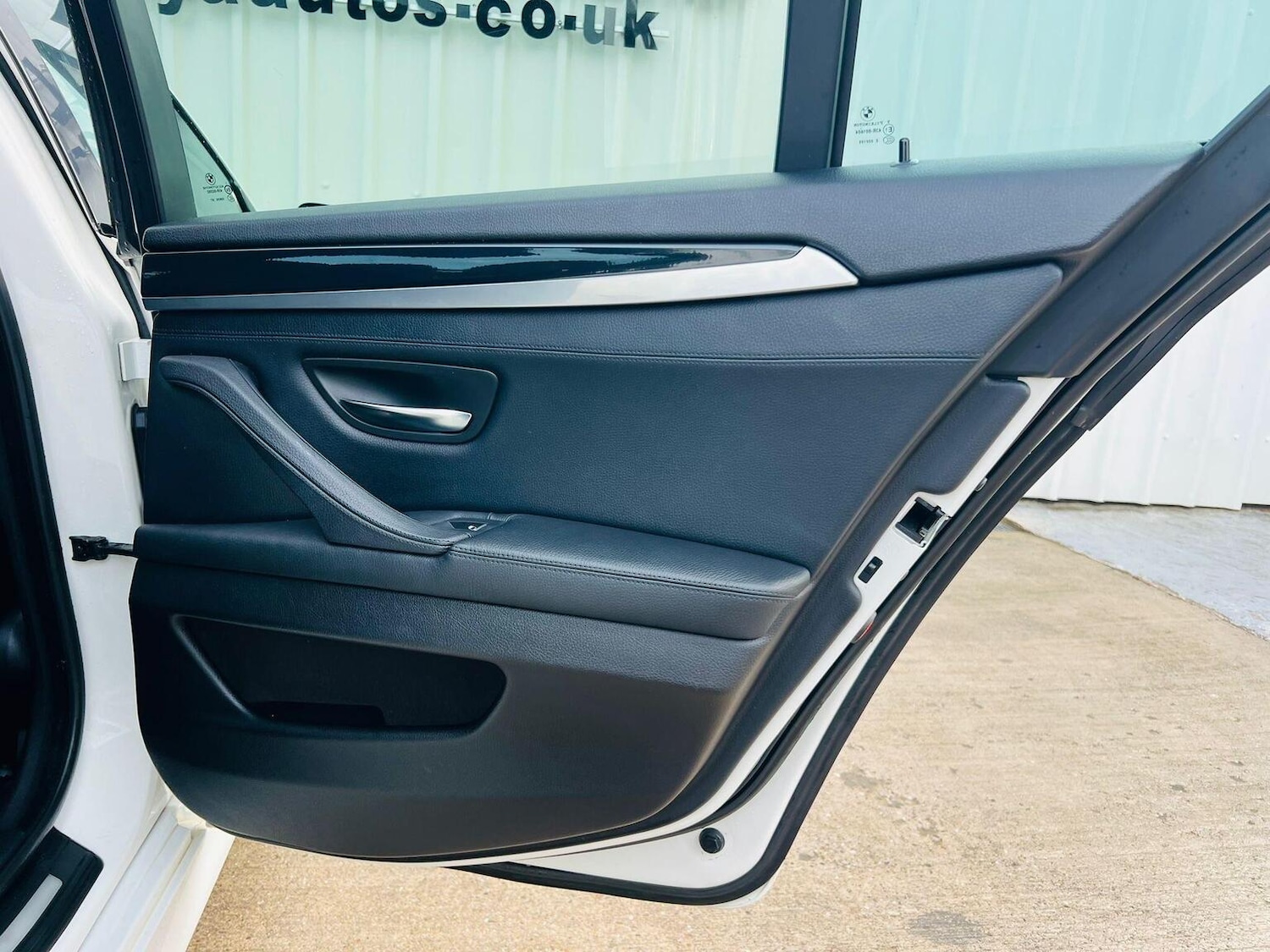 Used BMW 5 Series 2010 for sale - 76817514: Photo 36