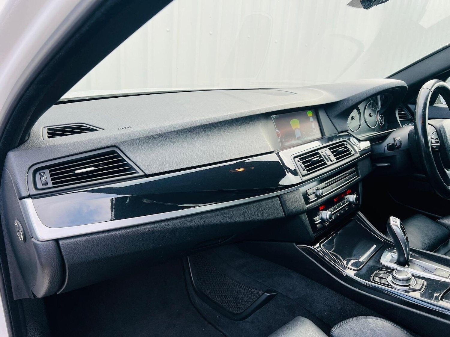 Used BMW 5 Series 2010 for sale - 76817514: Photo 48