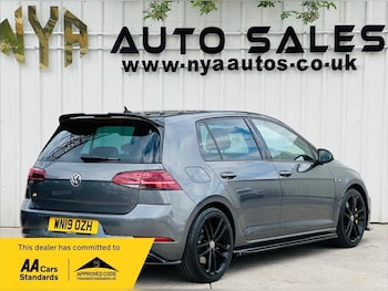 Used Volkswagen Golf 2019 for sale - 79184179: Photo