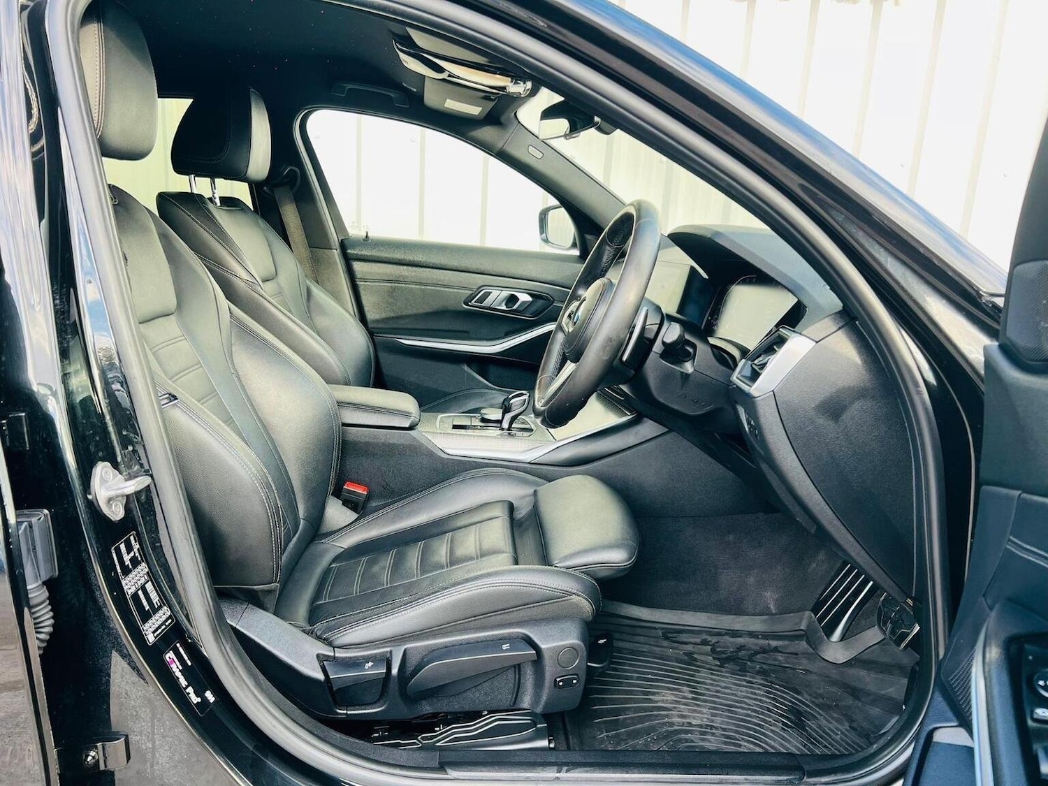 Used BMW 3 Series 2019 for sale - 76115600: Photo 27