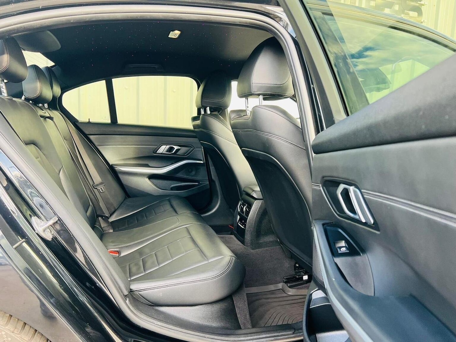 Used BMW 3 Series 2019 for sale - 76115600: Photo 35