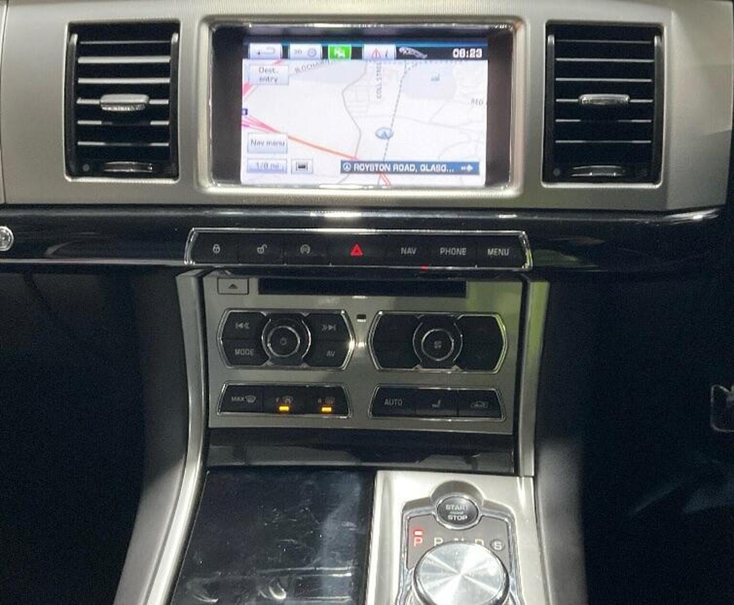 Used Jaguar XF 2012 for sale - 76817521: Photo 11