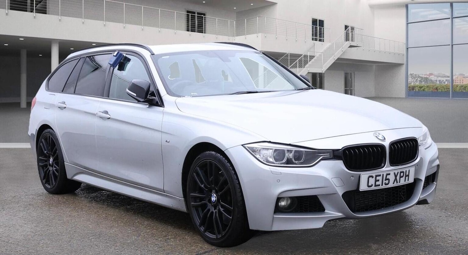 Used BMW 3 Series 2015 for sale - 76670744: Photo 2