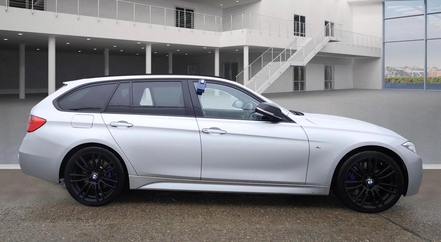 Used BMW 3 Series 2015 for sale - 76670744: Photo 5