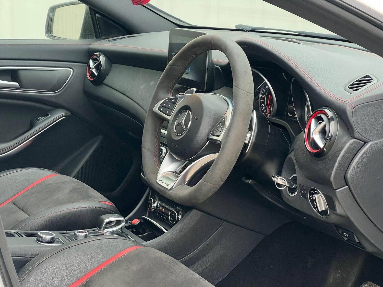 Used Mercedes-Benz CLA 2016 for sale - 76670788: Photo 37