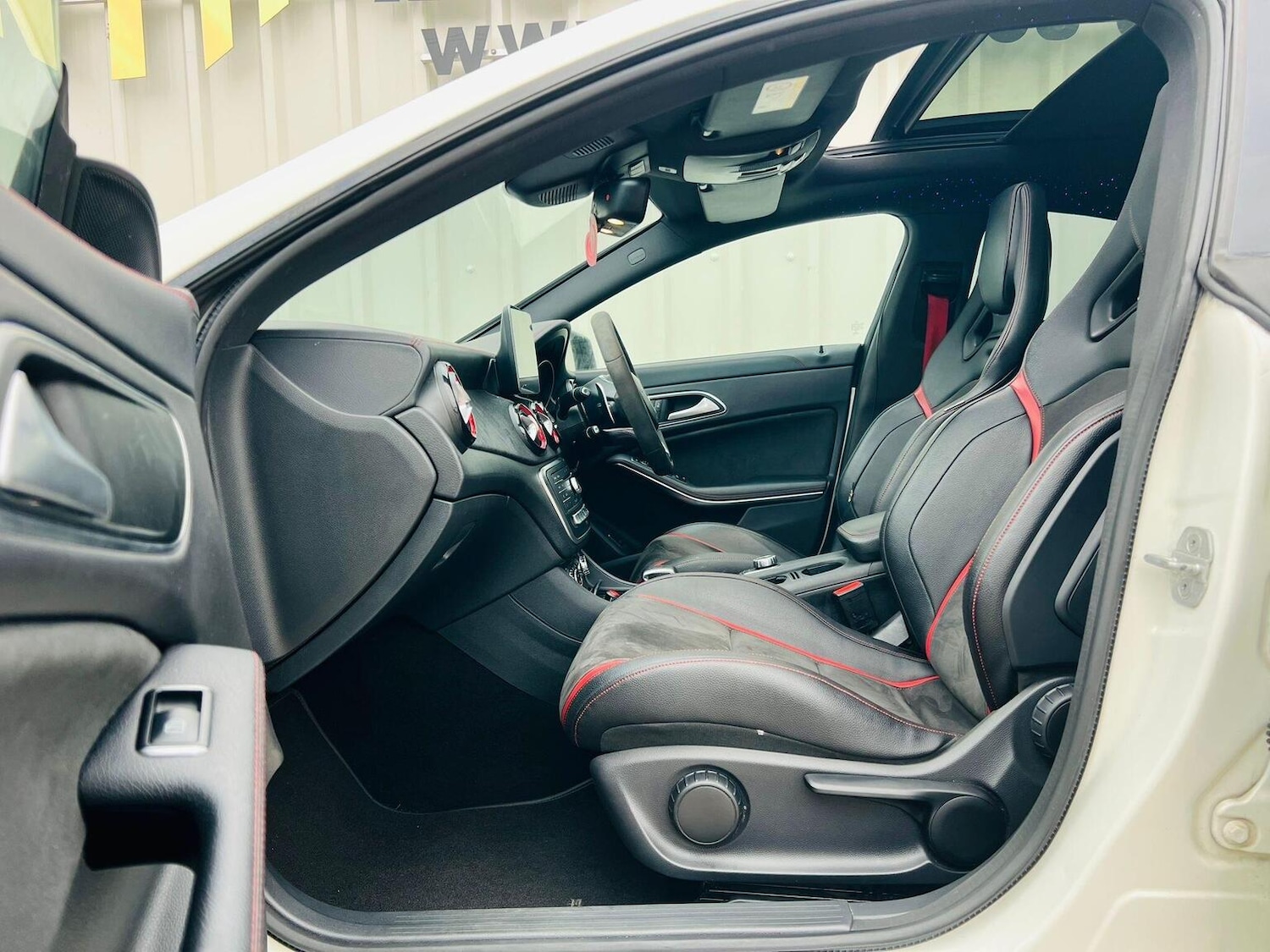 Used Mercedes-Benz CLA 2016 for sale - 76670788: Photo 41