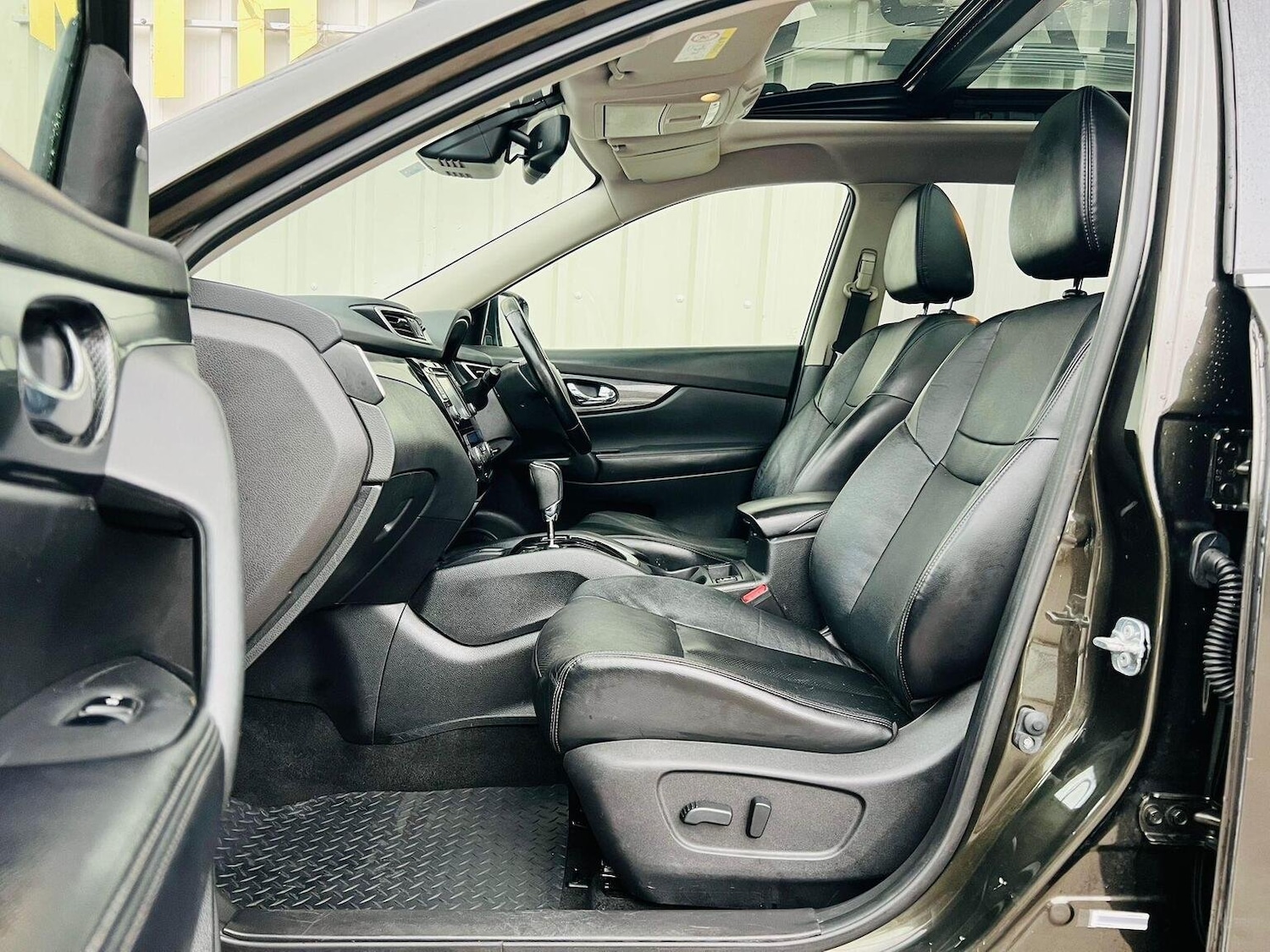 Used Nissan X-Trail 2016 for sale - 76164571: Photo 28