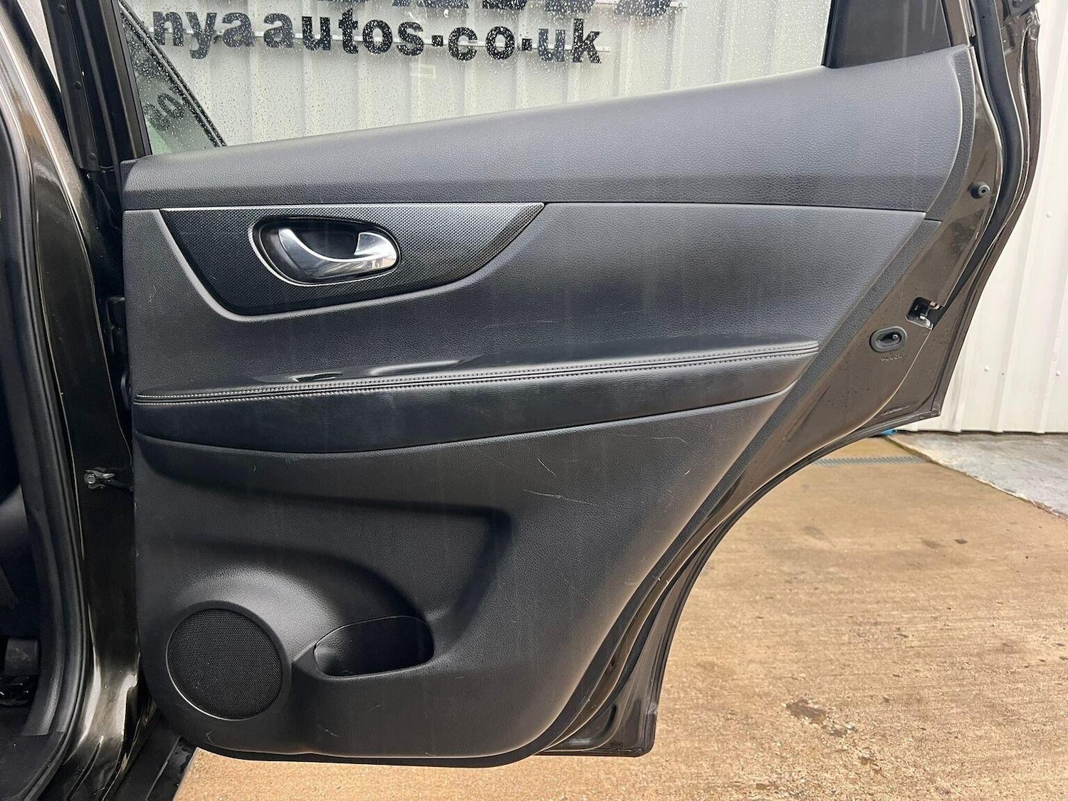 Used Nissan X-Trail 2016 for sale - 76164571: Photo 33