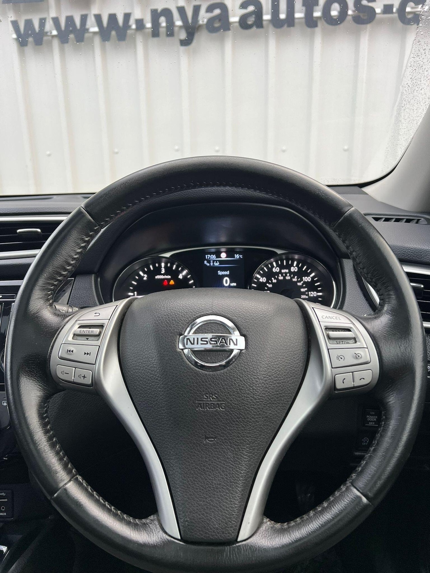 Used Nissan X-Trail 2016 for sale - 76164571: Photo 48