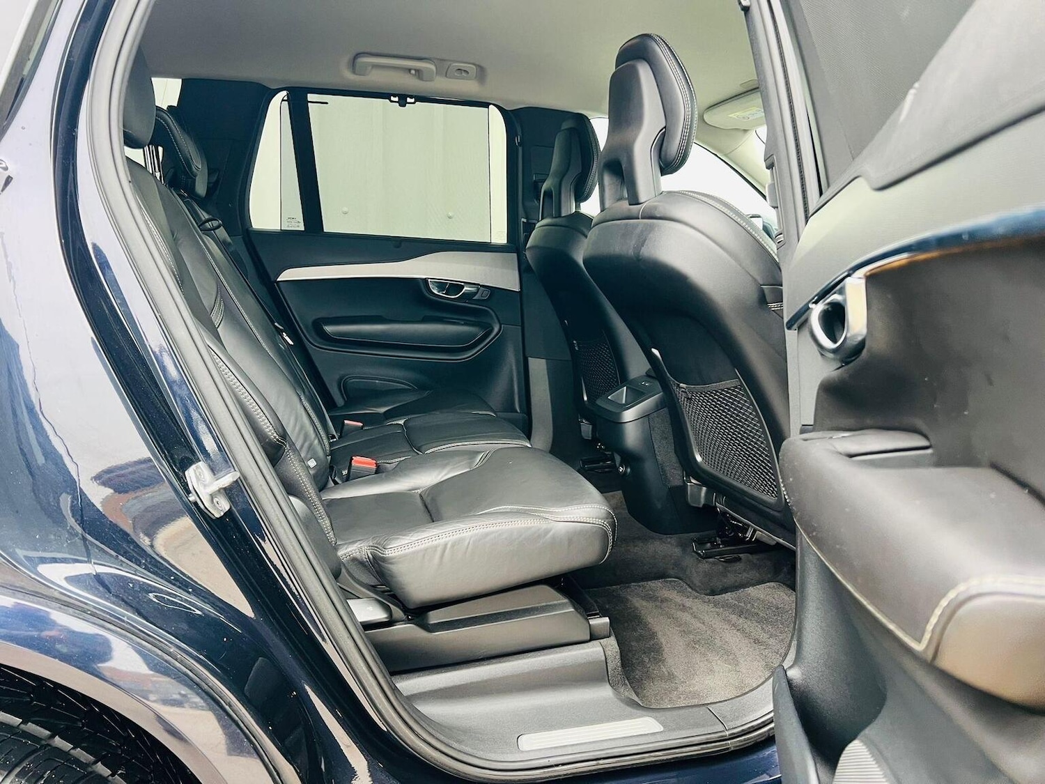 Used Volvo XC90 2015 for sale - 77595371: Photo 40