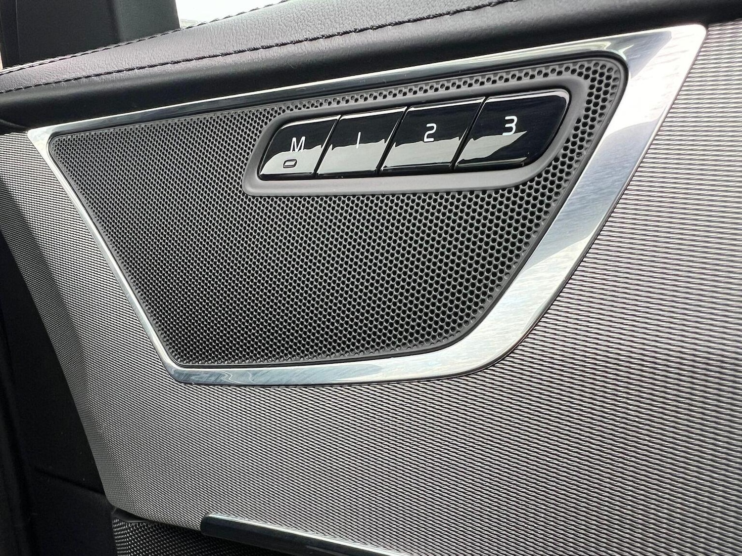 Used Volvo XC90 2015 for sale - 77595371: Photo 68