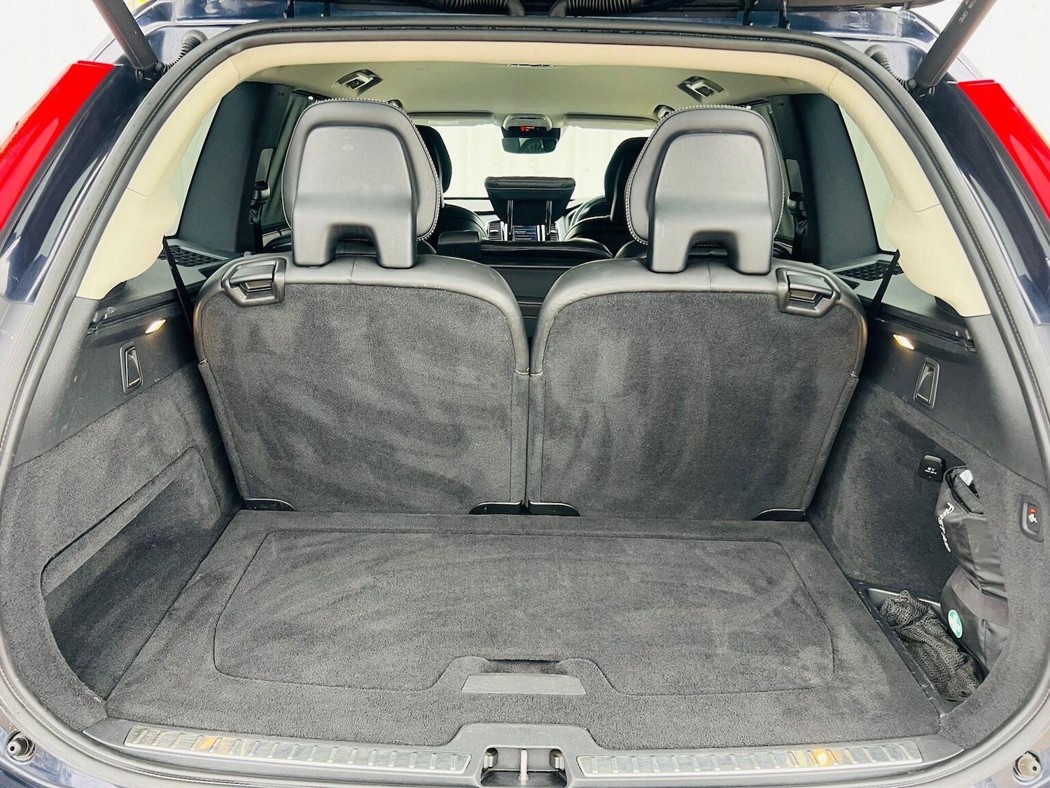 Used Volvo XC90 2015 for sale - 77595371: Photo 70