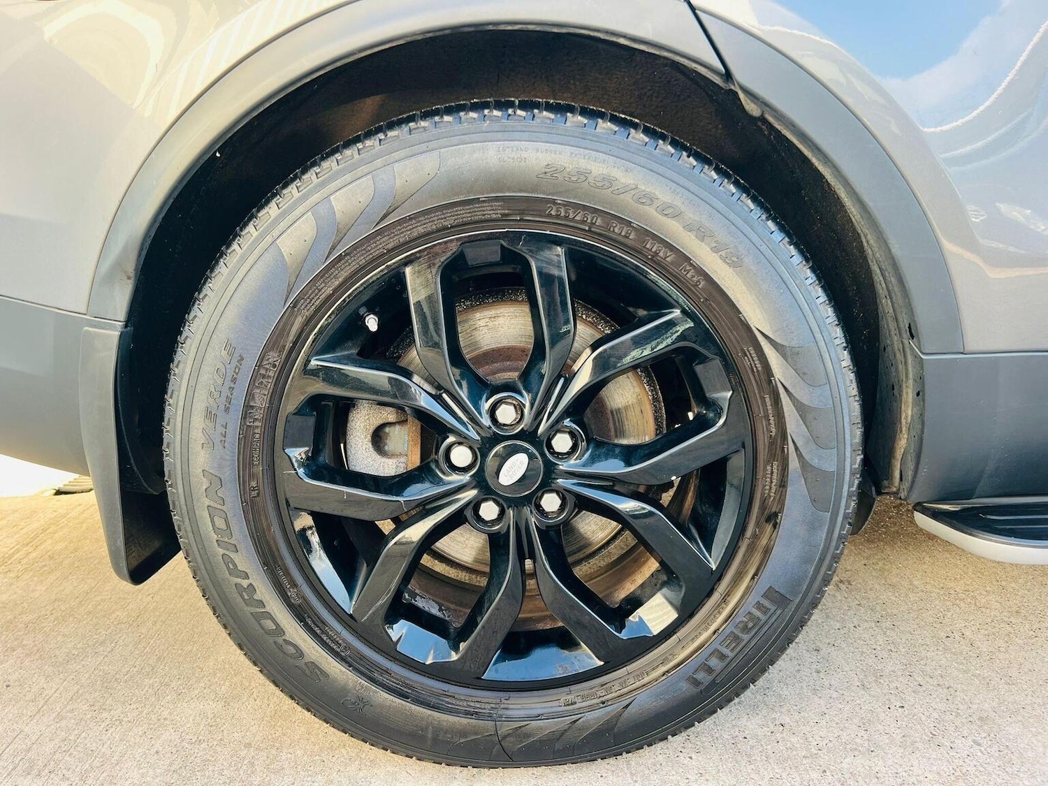 Used Land Rover Discovery 2018 for sale - 77977078: Photo 18