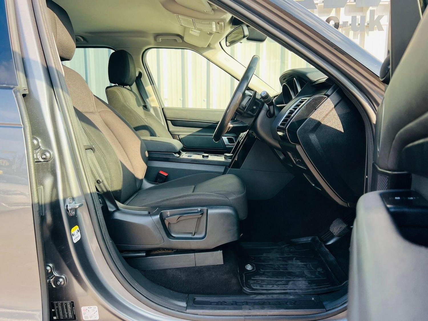 Used Land Rover Discovery 2018 for sale - 77977078: Photo 27