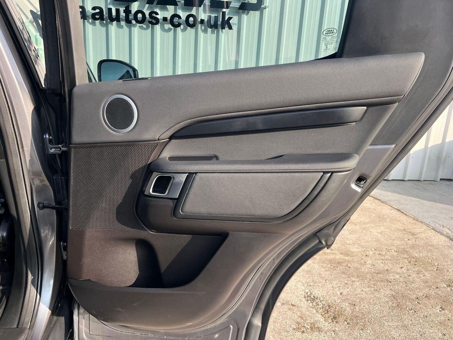 Used Land Rover Discovery 2018 for sale - 77977078: Photo 34