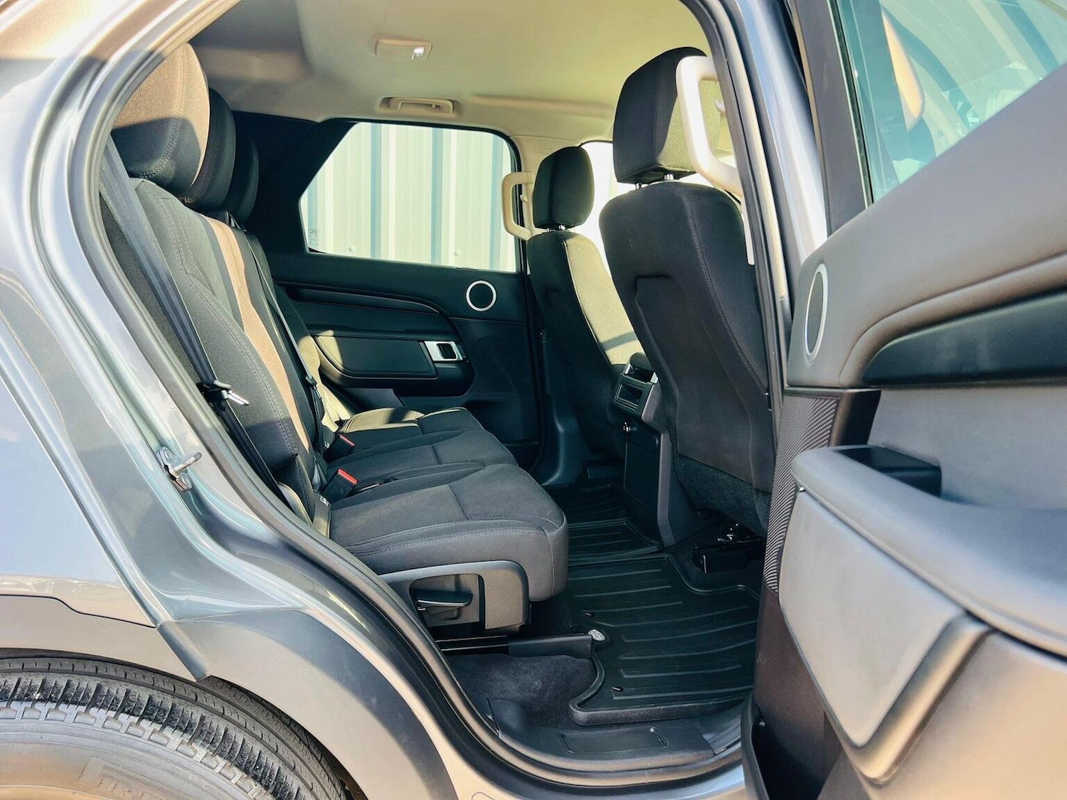 Used Land Rover Discovery 2018 for sale - 77977078: Photo 35