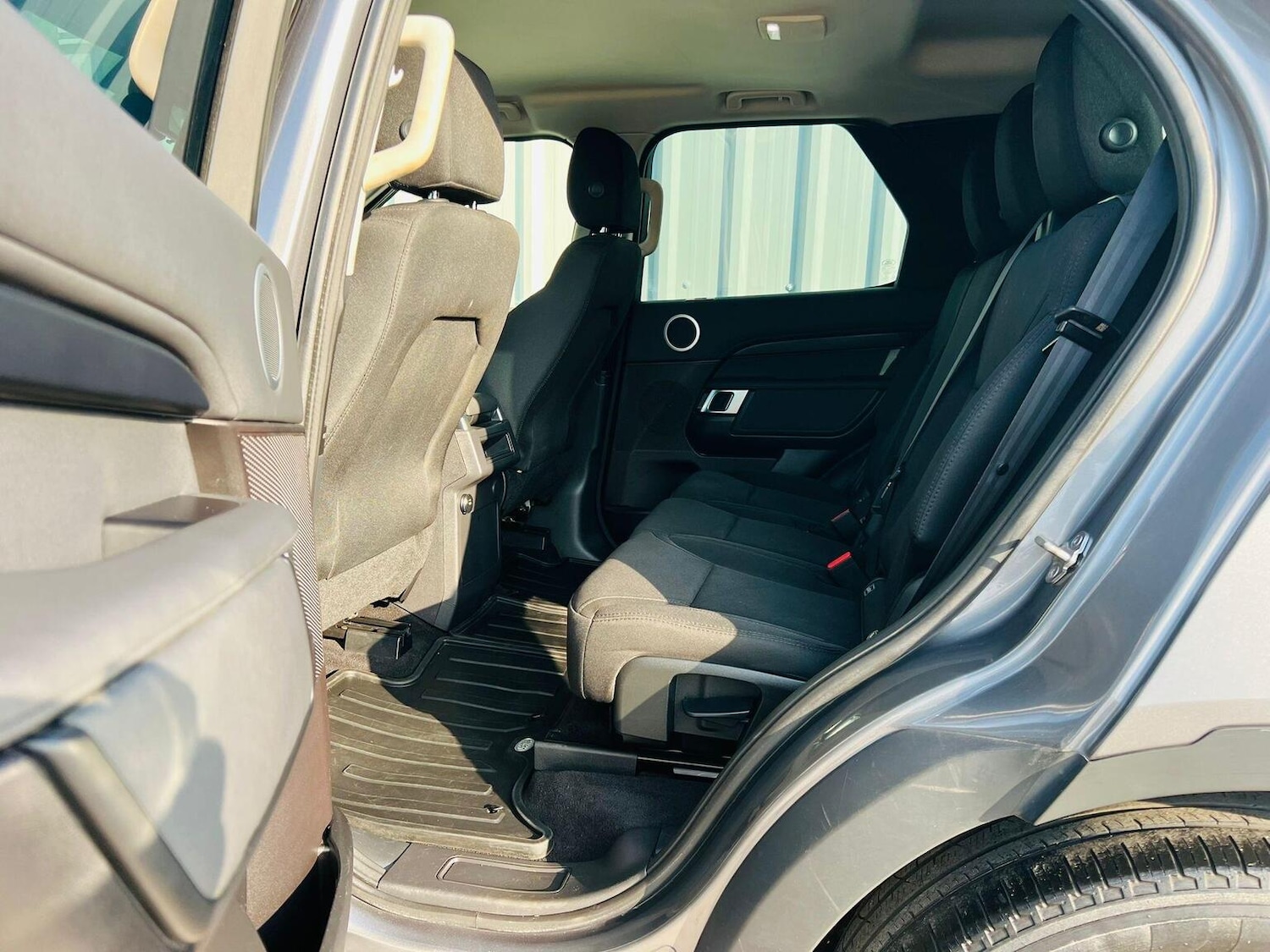 Used Land Rover Discovery 2018 for sale - 77977078: Photo 39