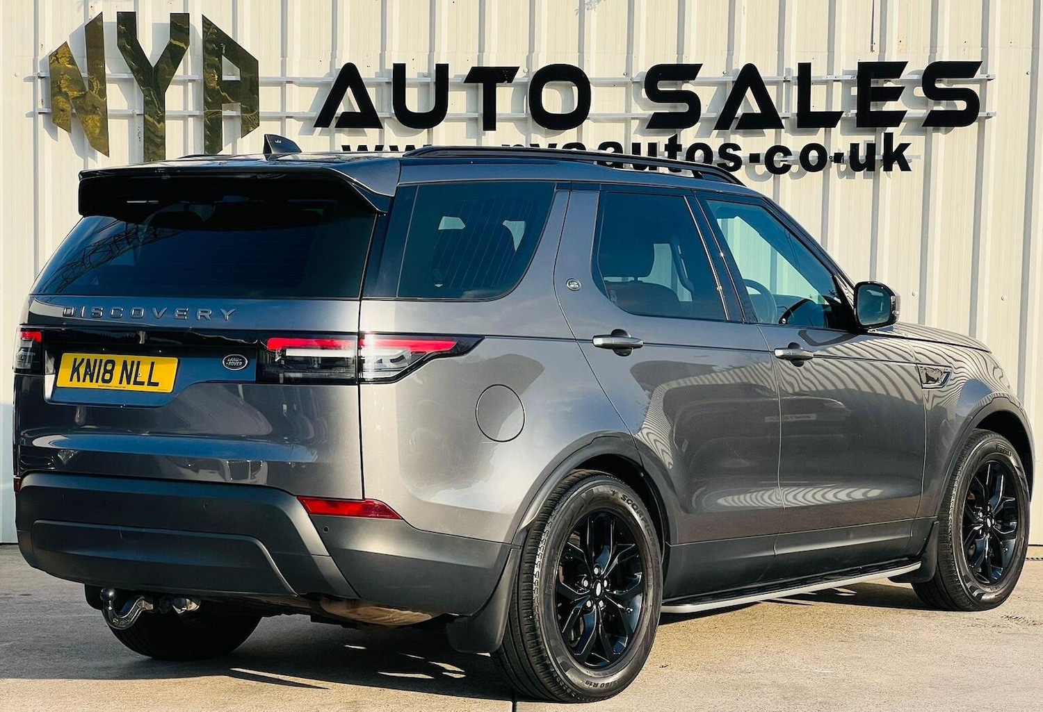 Used Land Rover Discovery 2018 for sale - 77977078: Photo 4