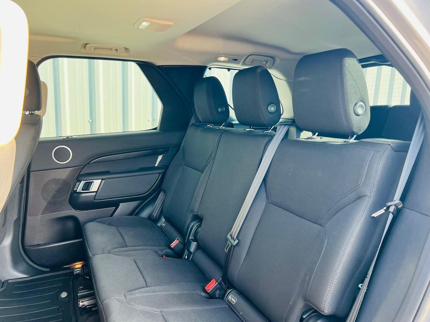 Used Land Rover Discovery 2018 for sale - 77977078: Photo 40