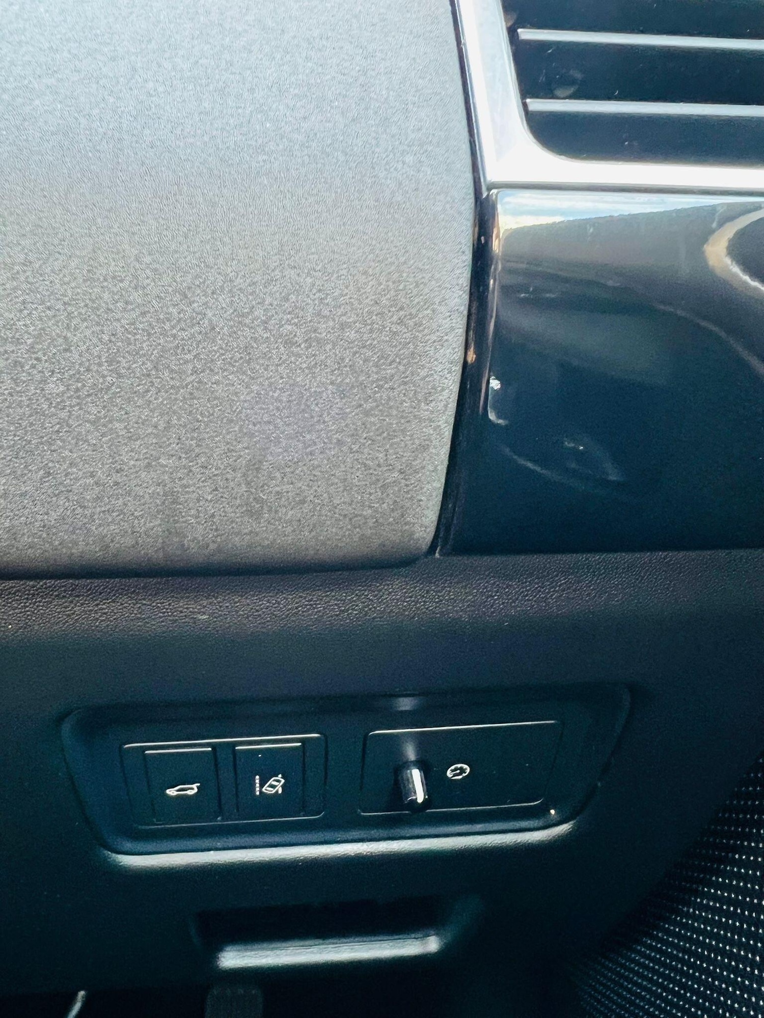 Used Land Rover Discovery 2018 for sale - 77977078: Photo 50