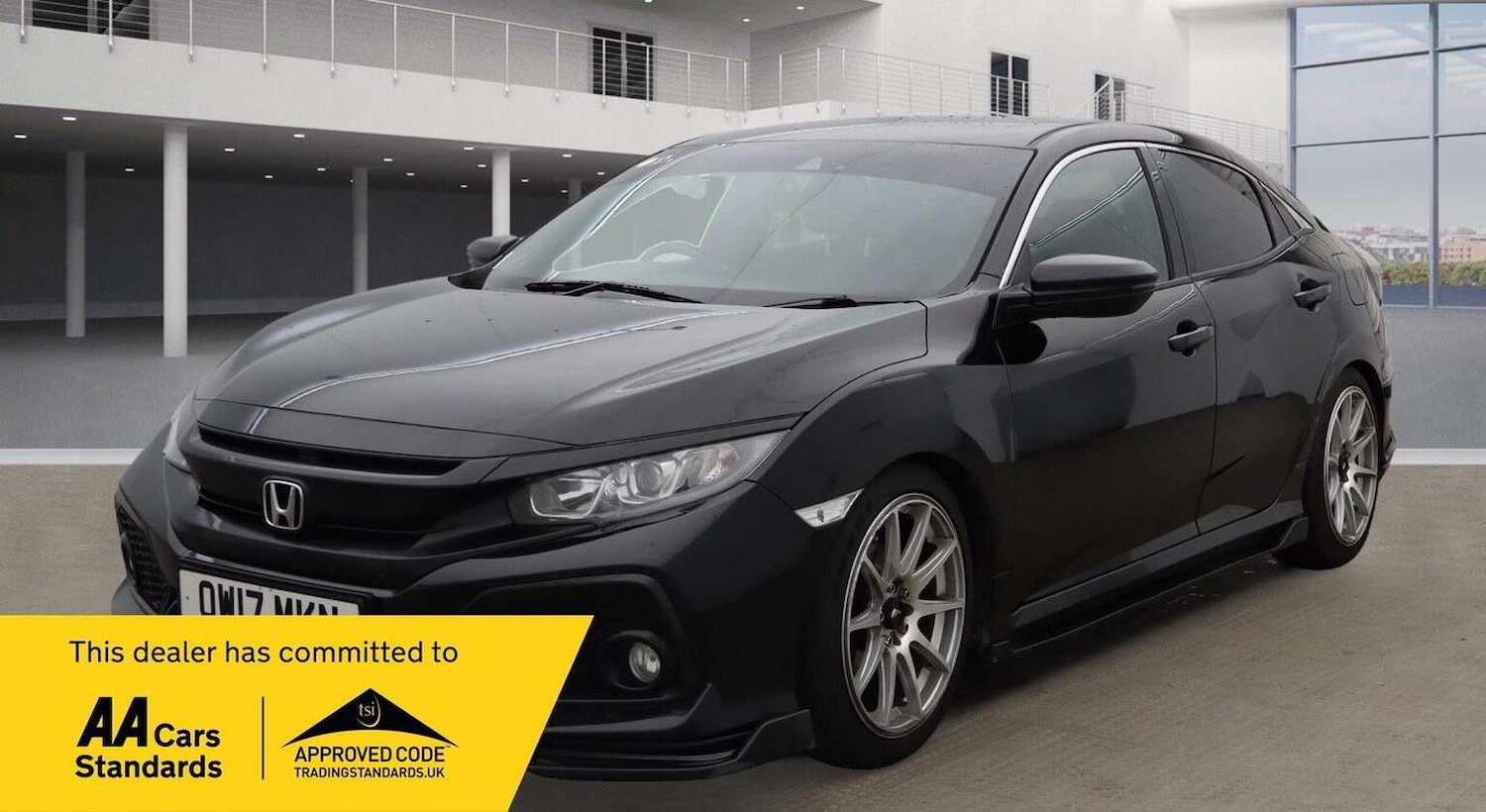 Used Honda Civic 2017 for sale - 76758817: Photo 1