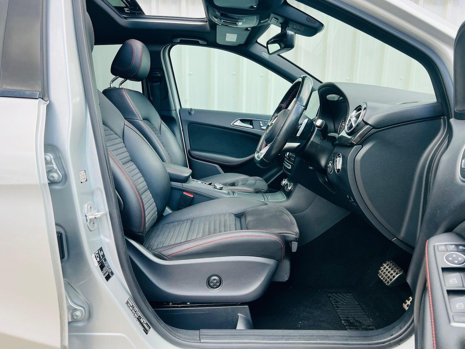 Used Mercedes-Benz B Class 2016 for sale - 76449369: Photo 25