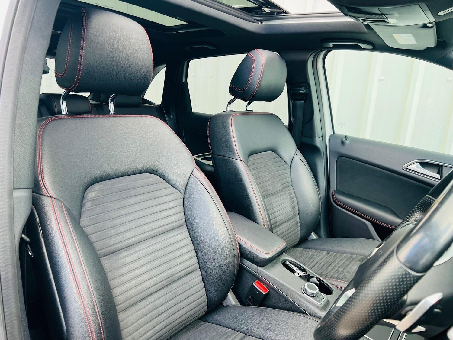 Used Mercedes-Benz B Class 2016 for sale - 76449369: Photo 29