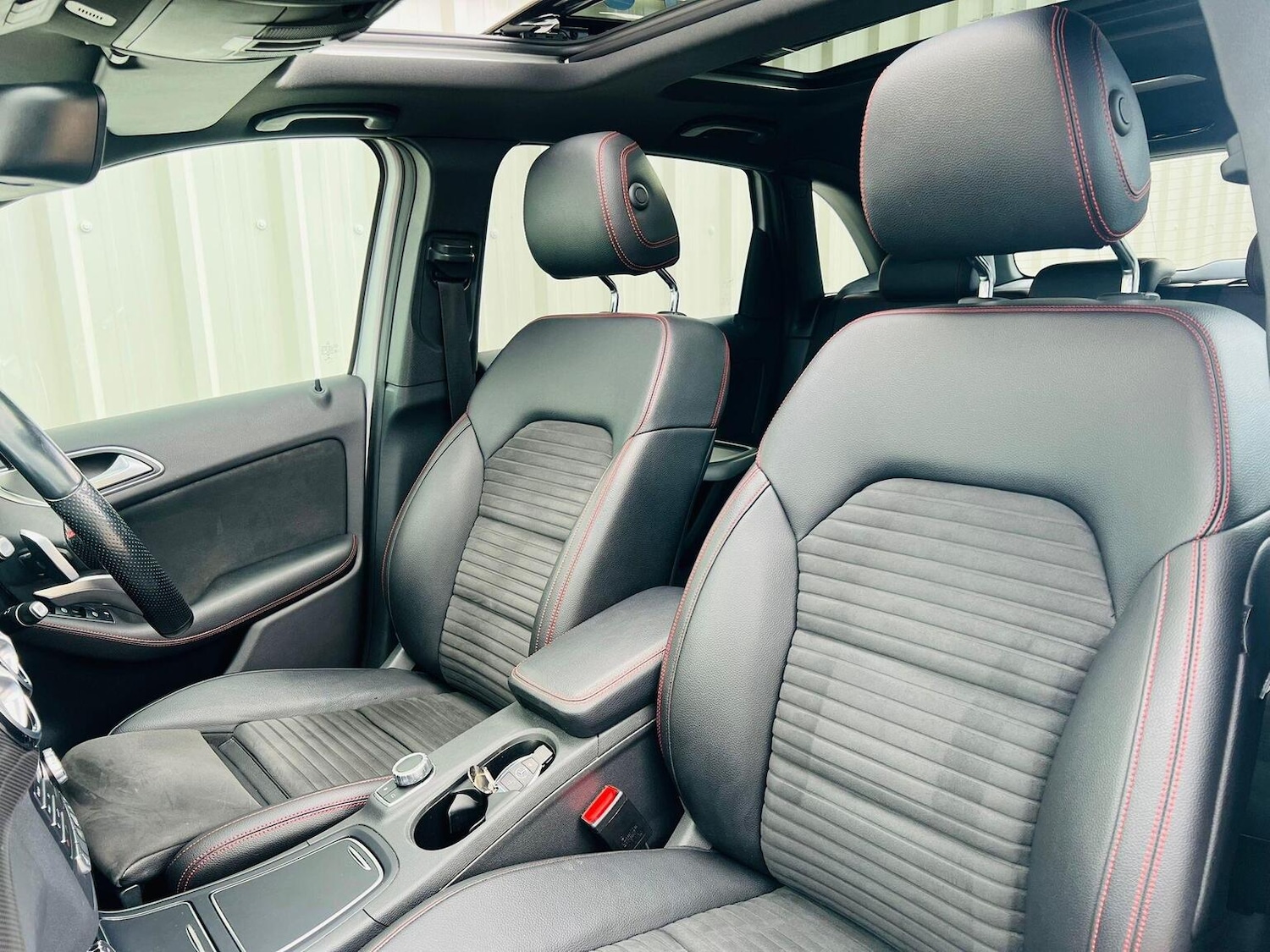 Used Mercedes-Benz B Class 2016 for sale - 76449369: Photo 30