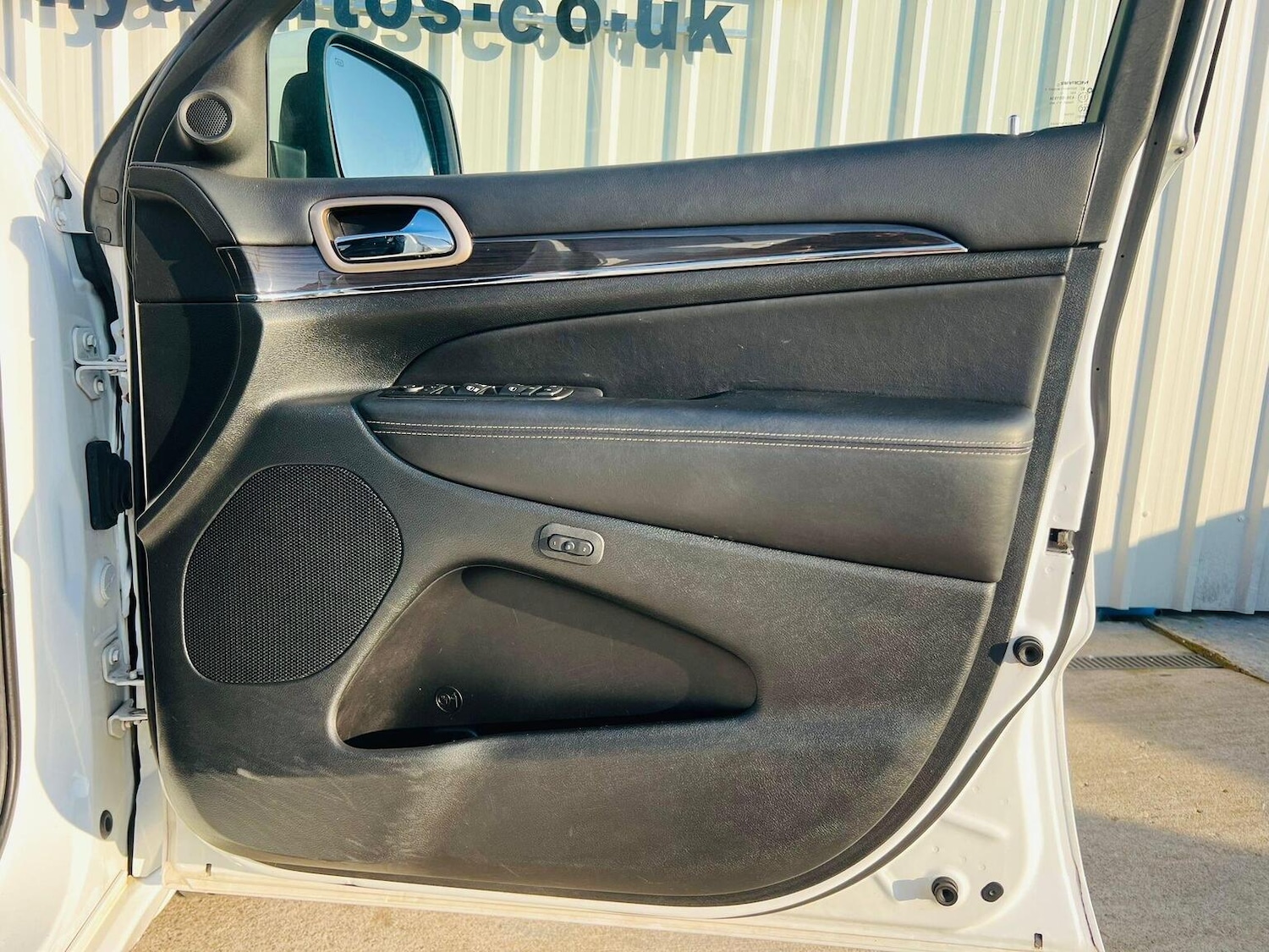 Used Jeep Grand Cherokee 2015 for sale - 77749932: Photo 28