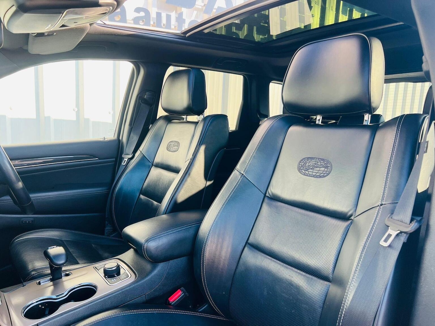 Used Jeep Grand Cherokee 2015 for sale - 77749932: Photo 35