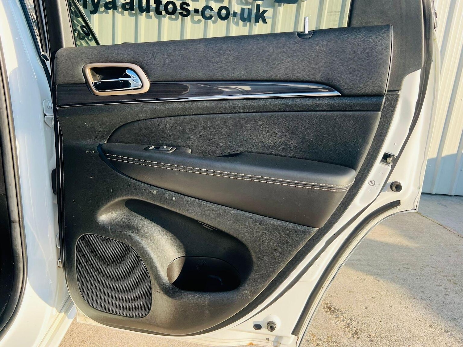 Used Jeep Grand Cherokee 2015 for sale - 77749932: Photo 36