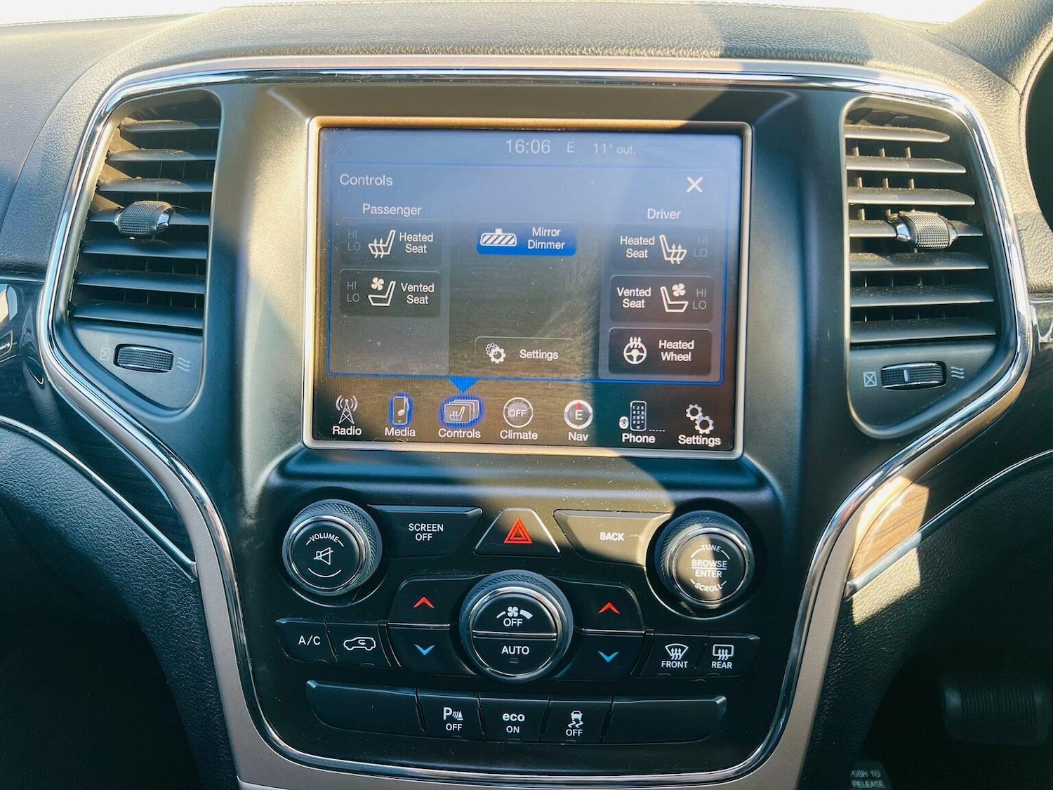 Used Jeep Grand Cherokee 2015 for sale - 77749932: Photo 50