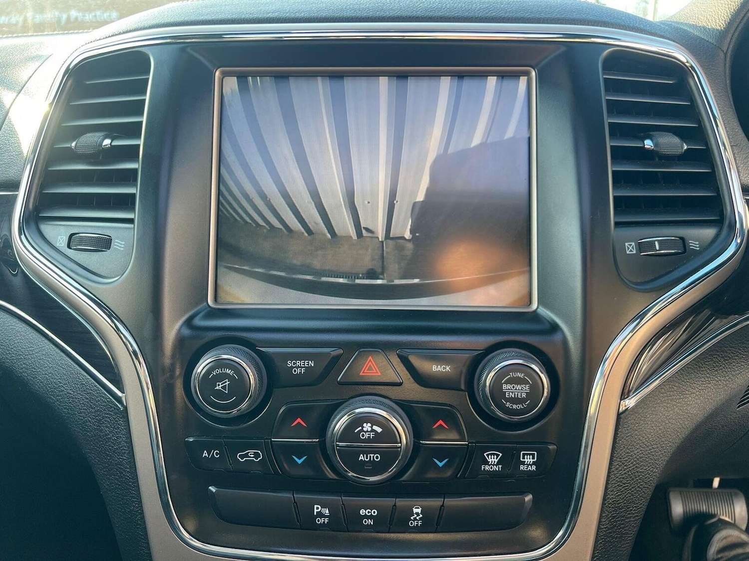 Used Jeep Grand Cherokee 2015 for sale - 77749932: Photo 56