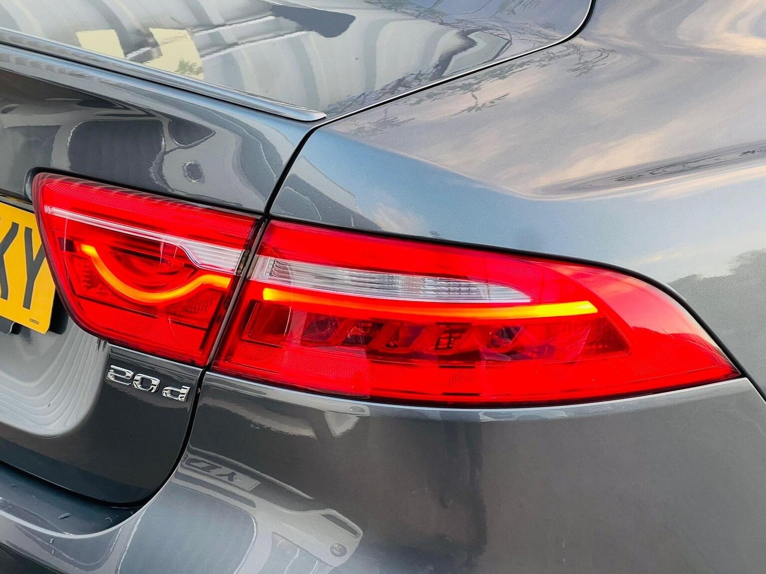 Used Jaguar XE 2016 for sale - 76631546: Photo 20