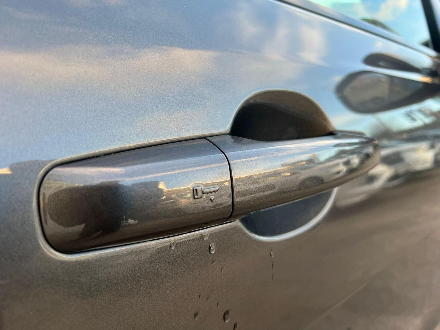 Used Jaguar XE 2016 for sale - 76631546: Photo 33