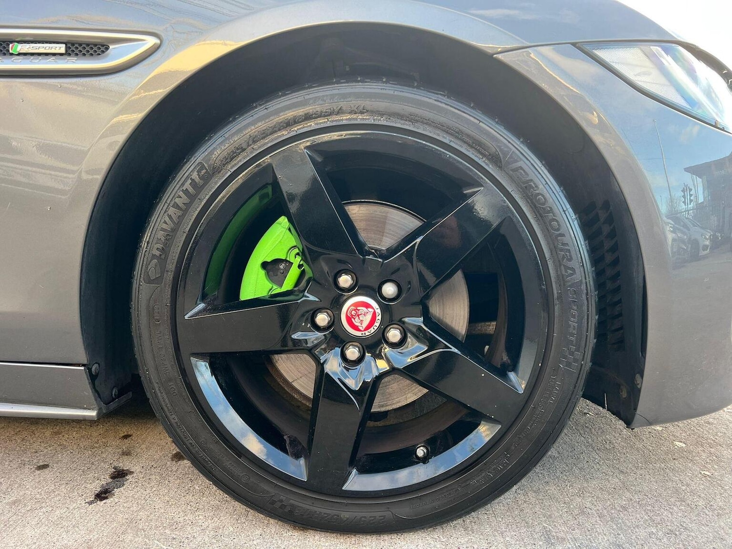 Used Jaguar XE 2016 for sale - 76631546: Photo 35