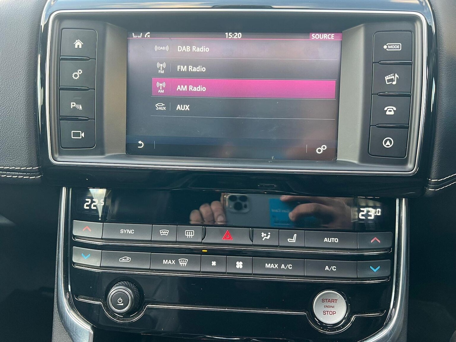 Used Jaguar XE 2016 for sale - 76631546: Photo 42