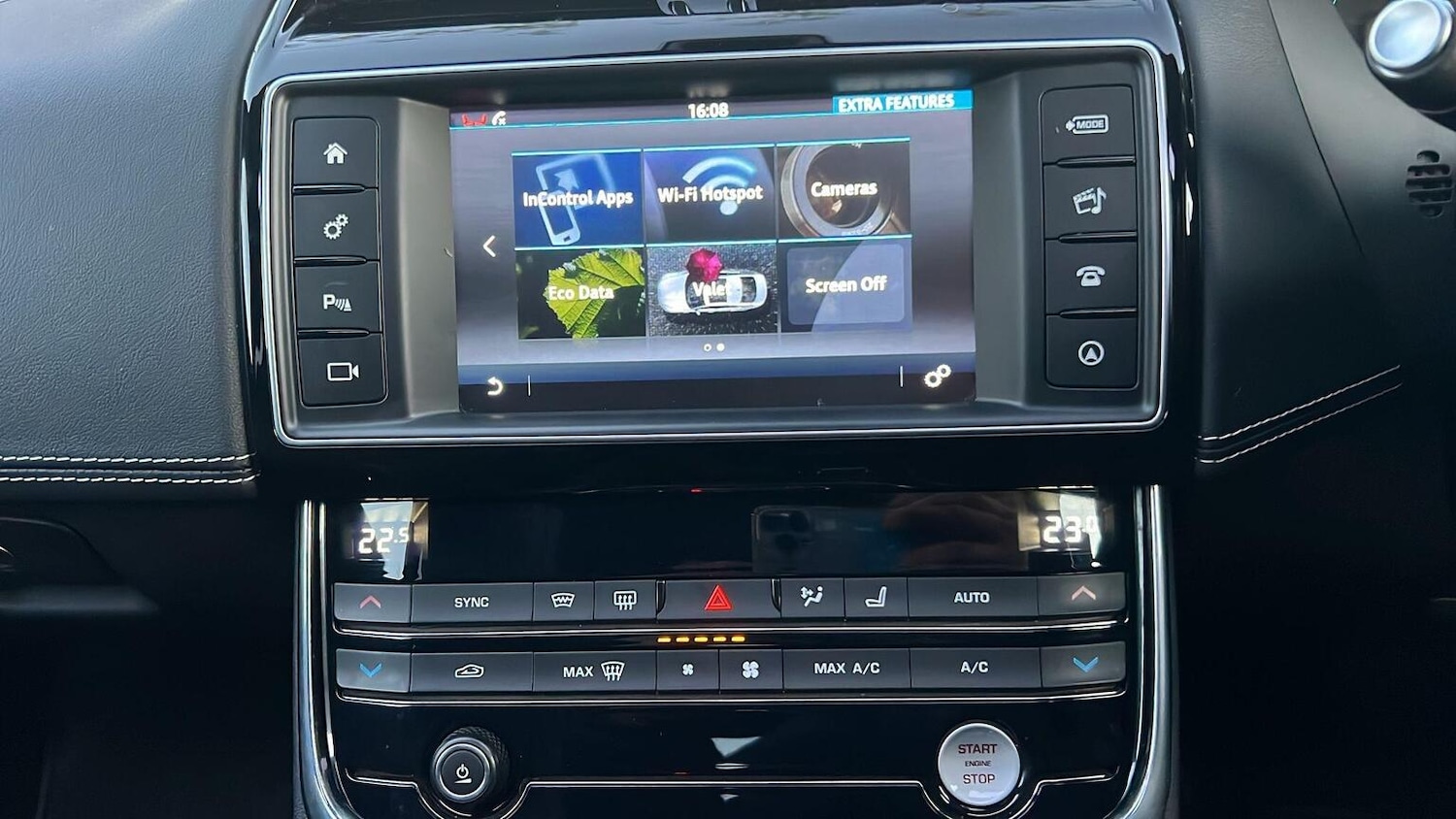 Used Jaguar XE 2016 for sale - 76631546: Photo 43