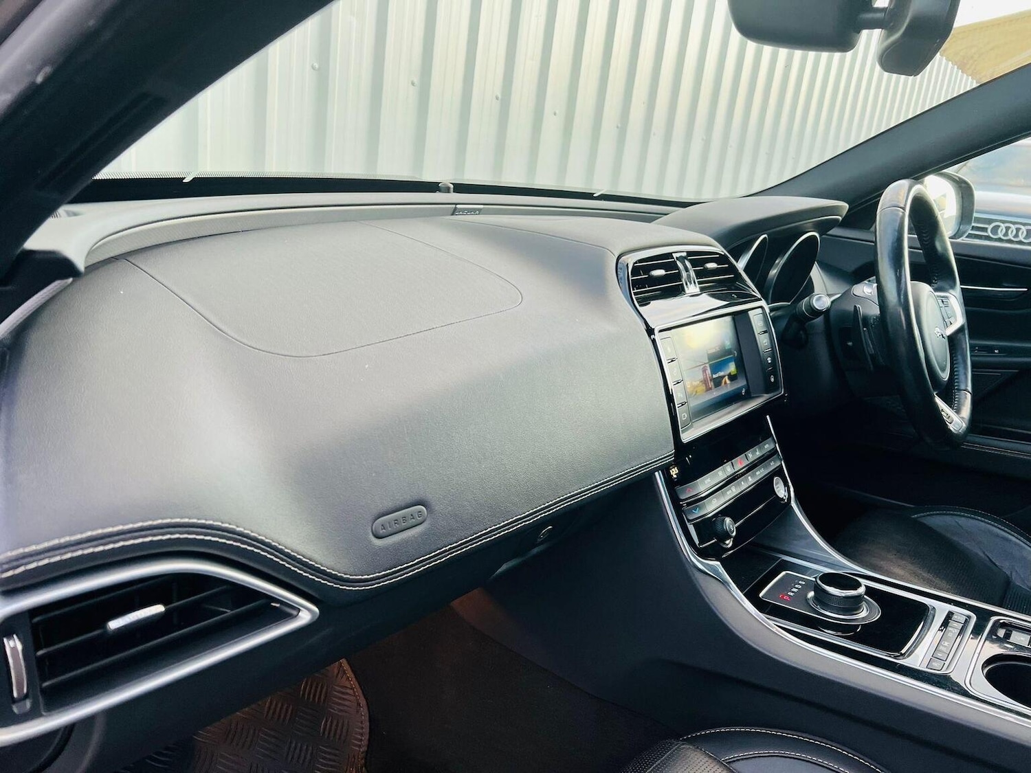 Used Jaguar XE 2016 for sale - 76631546: Photo 50