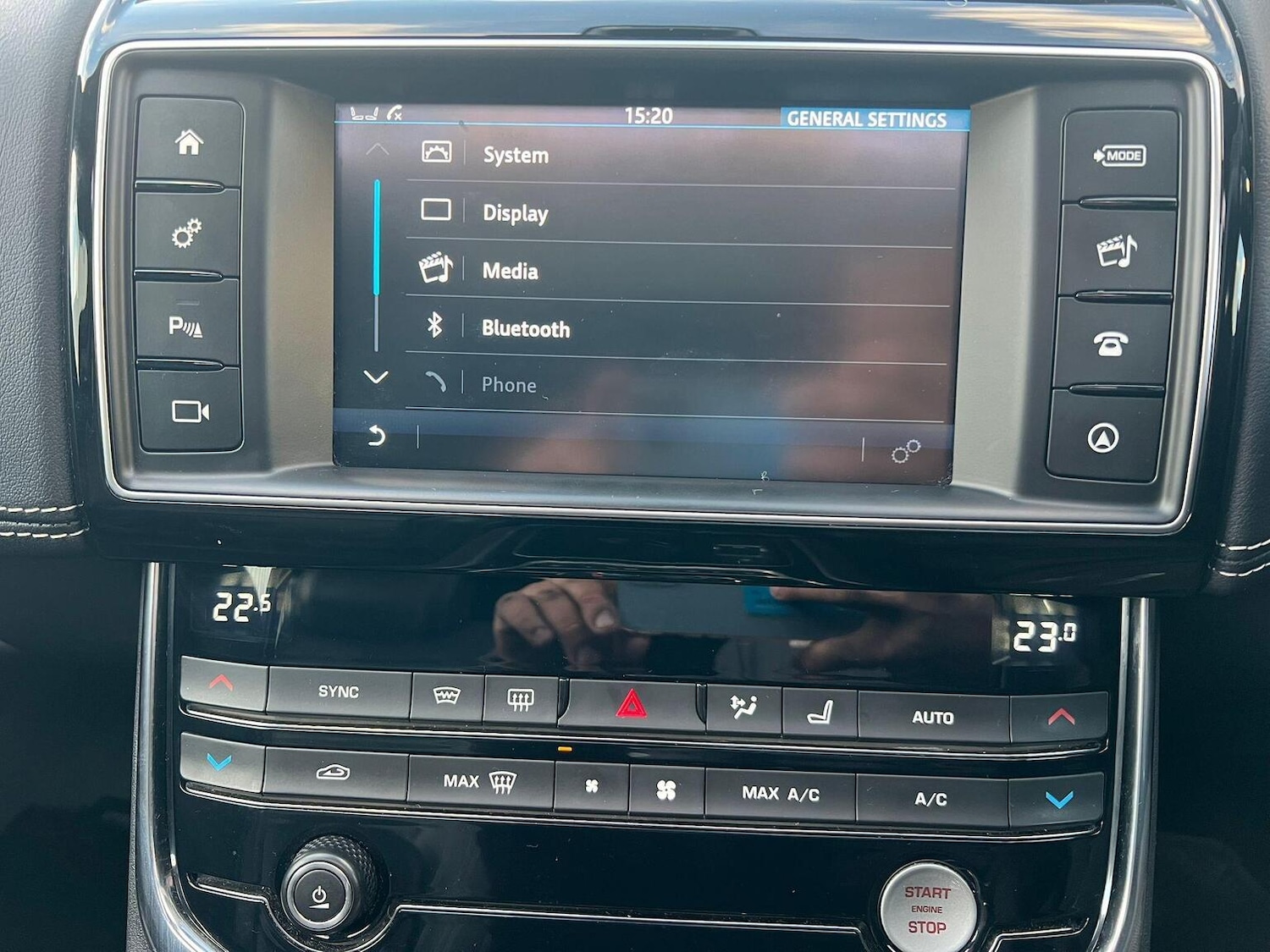 Used Jaguar XE 2016 for sale - 76631546: Photo 54