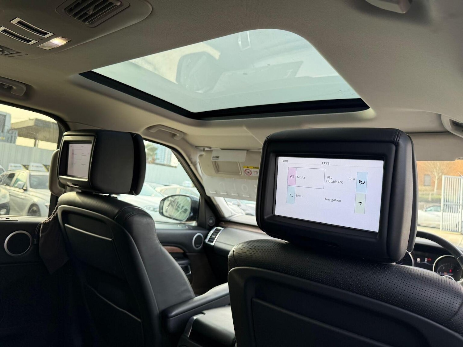 Used Land Rover Discovery 2017 for sale - 76817539: Photo 20