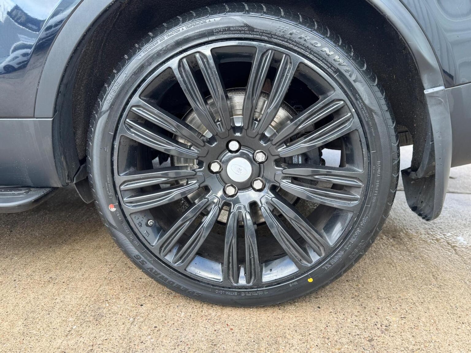 Used Land Rover Discovery 2017 for sale - 76817539: Photo 22