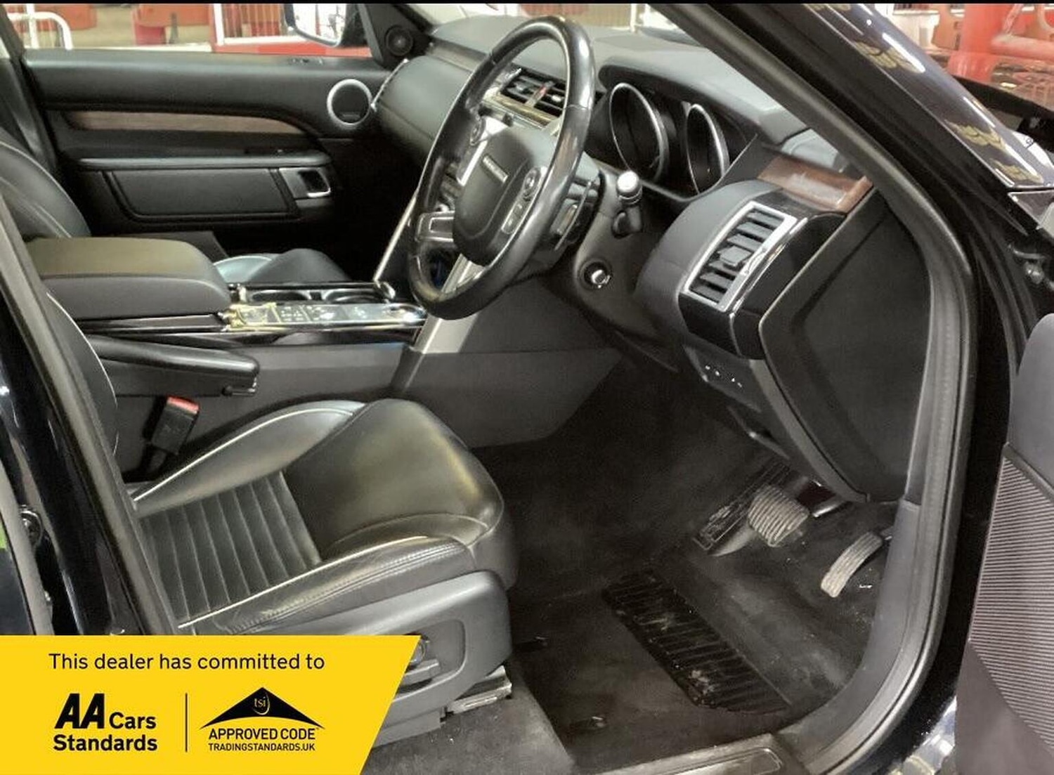 Used Land Rover Discovery 2017 for sale - 76817539: Photo 3